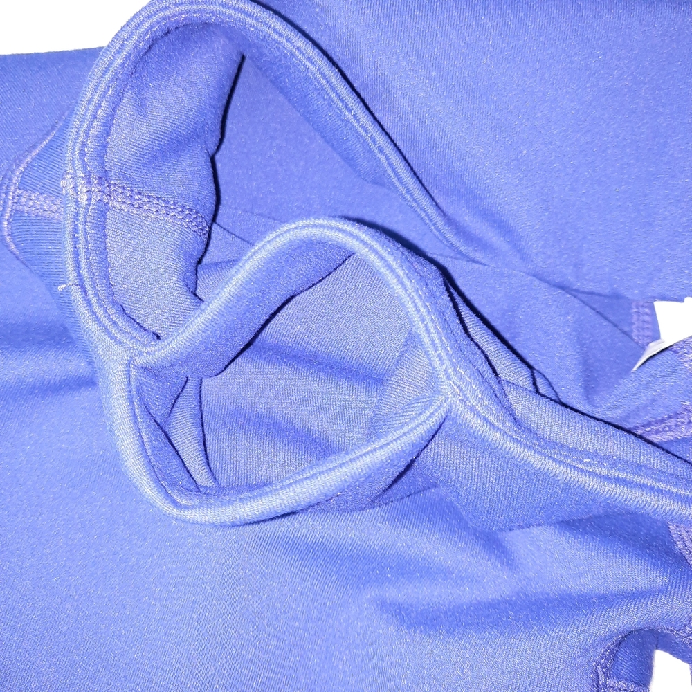 Fabletics Salar Compression Capri Legging Sz Small - image 6